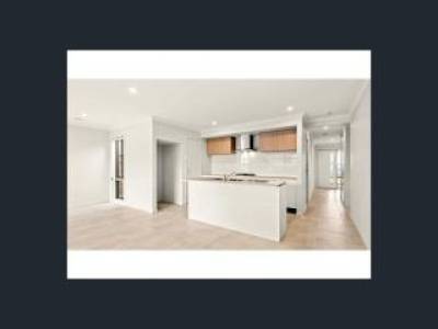 House for Rent in Cranbourne, Victoria, Ref# 202052983